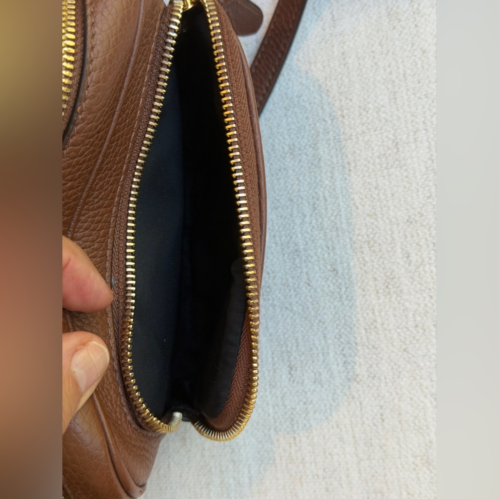 Burberry Brown Pebbled Leather Camera Style Bag - Picture 6 of 7